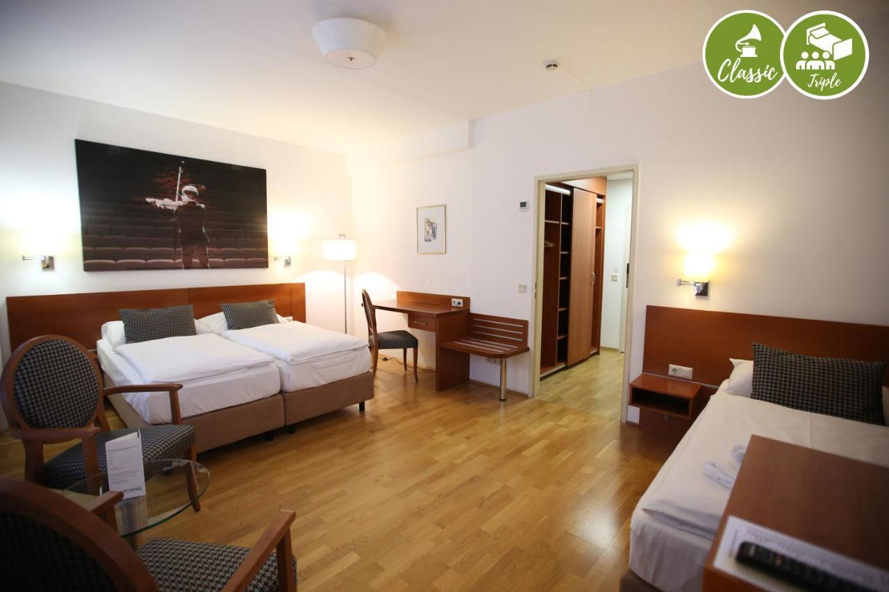 Standard Triple Room Classic,1129546977:JPEG